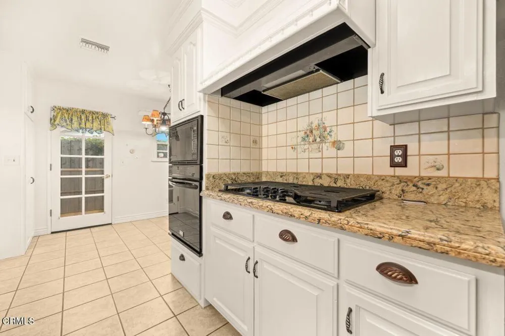 413 Descanso Avenue Ojai, CA 93023