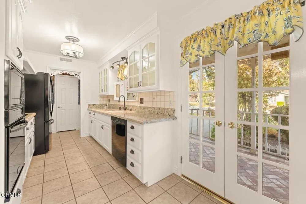 413 Descanso Avenue Ojai, CA 93023