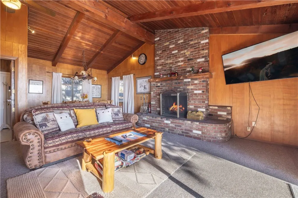 31531 Ocean View Drive Running Springs, CA 92382