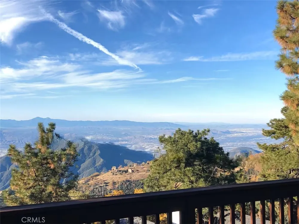 31531 Ocean View Drive Running Springs, CA 92382