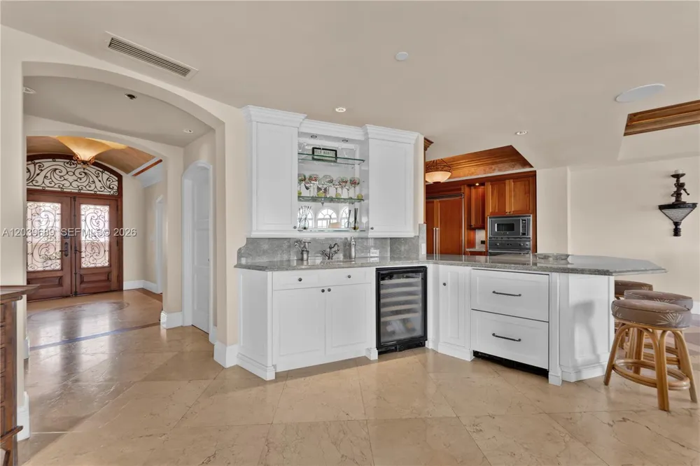 2244 Fisher Island Dr #3404 Miami Beach, FL 33109