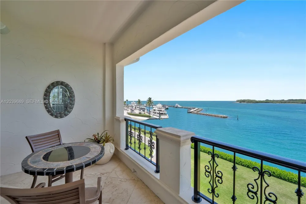 2244 Fisher Island Dr #3404 Miami Beach, FL 33109