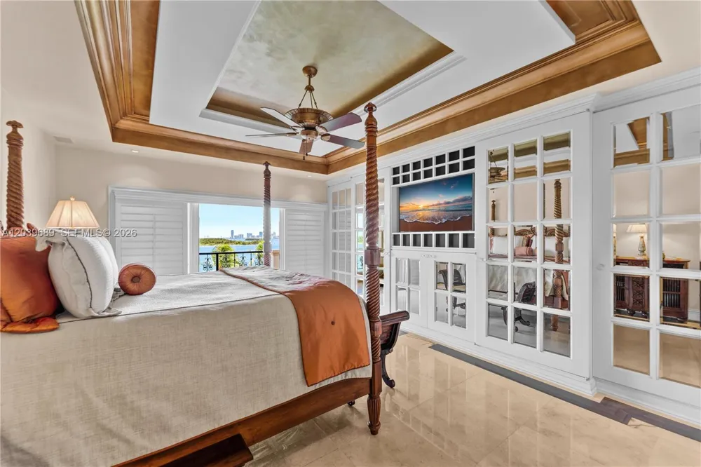2244 Fisher Island Dr #3404 Miami Beach, FL 33109