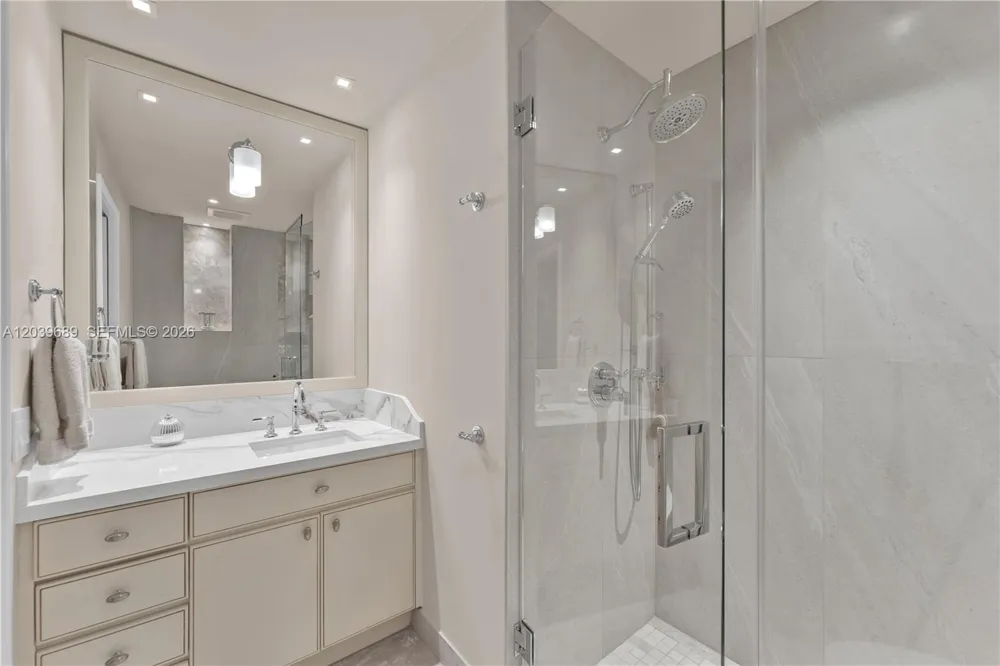 2244 Fisher Island Dr #3404 Miami Beach, FL 33109