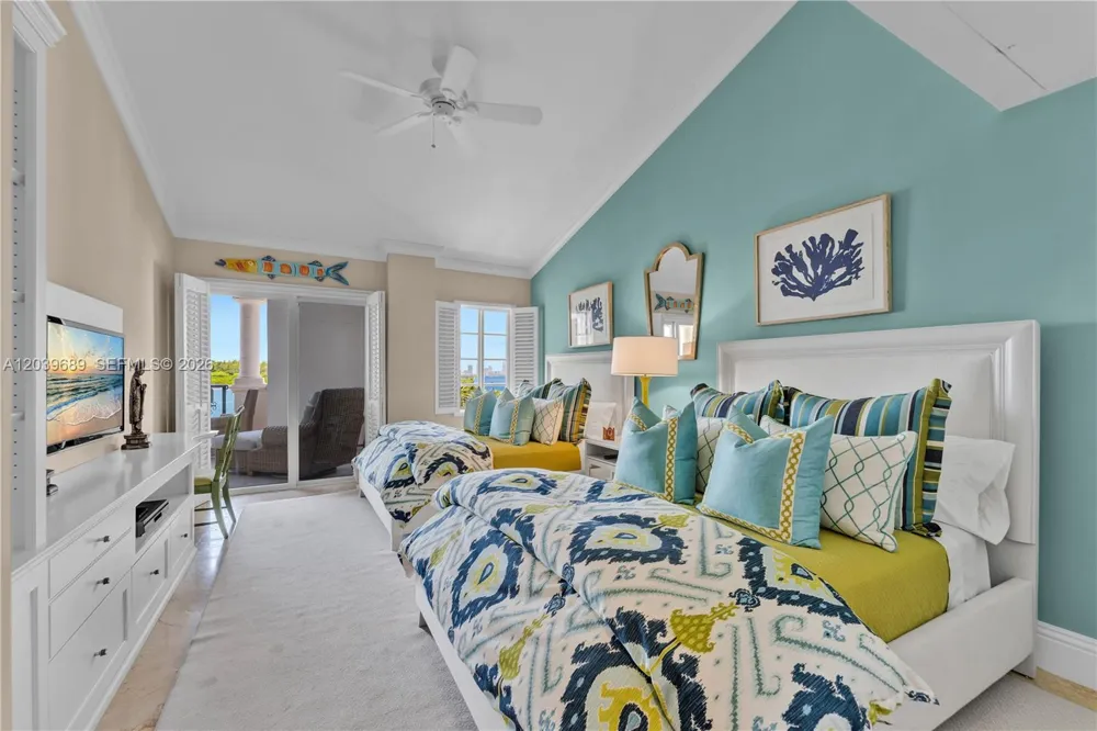 2244 Fisher Island Dr #3404 Miami Beach, FL 33109
