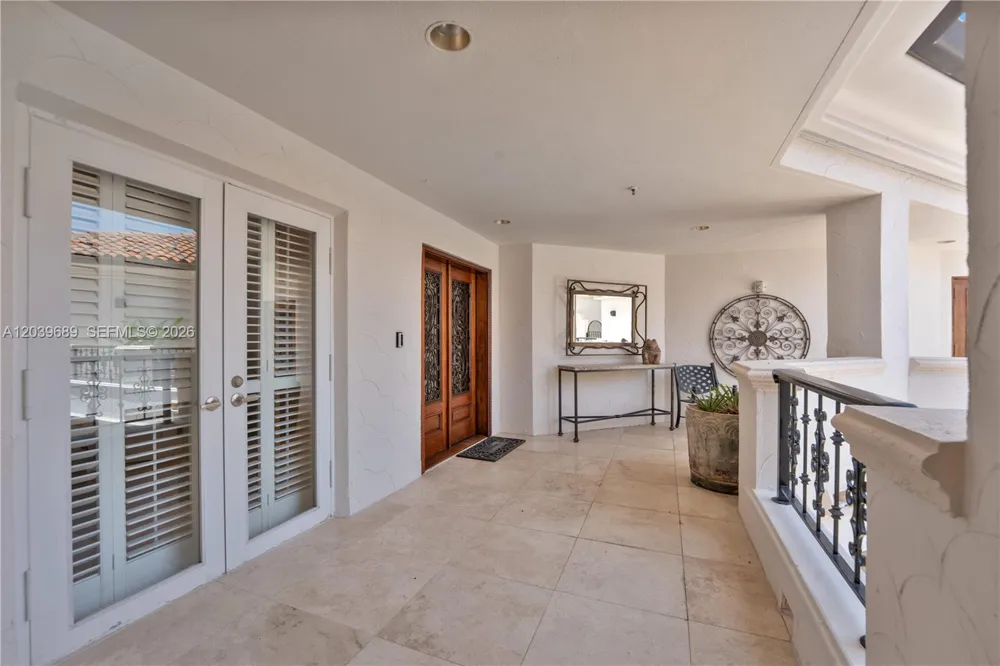 2244 Fisher Island Dr #3404 Miami Beach, FL 33109