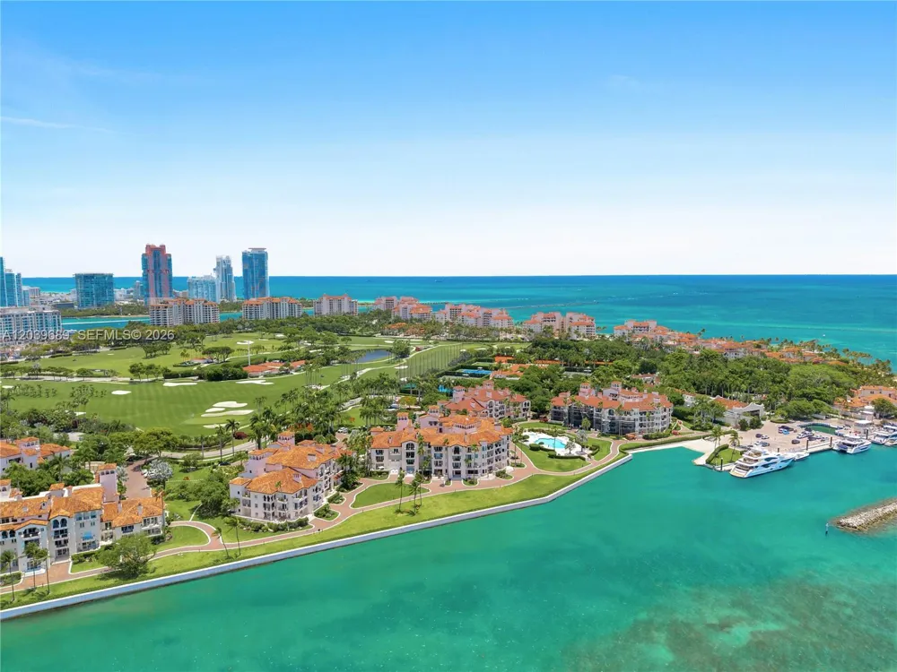 2244 Fisher Island Dr #3404 Miami Beach, FL 33109
