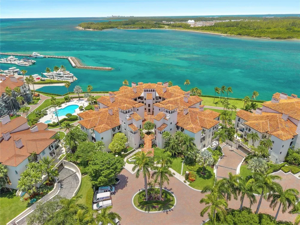 2244 Fisher Island Dr #3404 Miami Beach, FL 33109