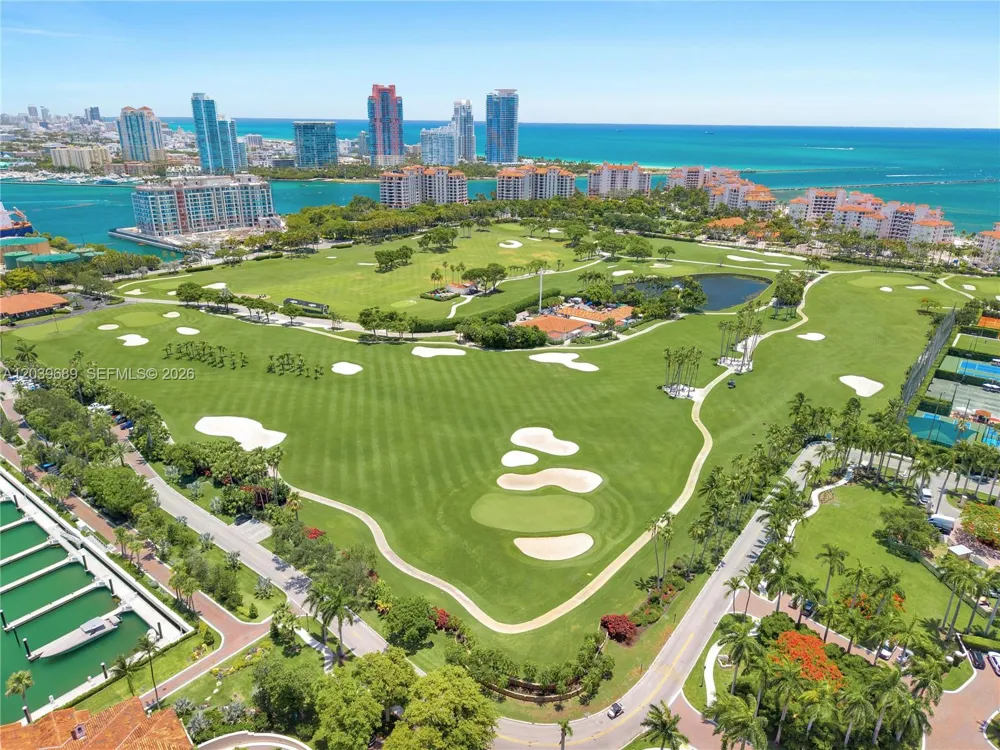 2244 Fisher Island Dr #3404 Miami Beach, FL 33109