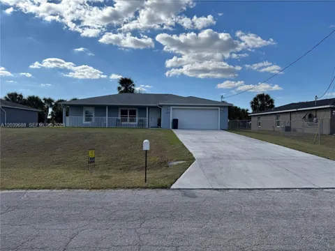 1201 BANJO CT