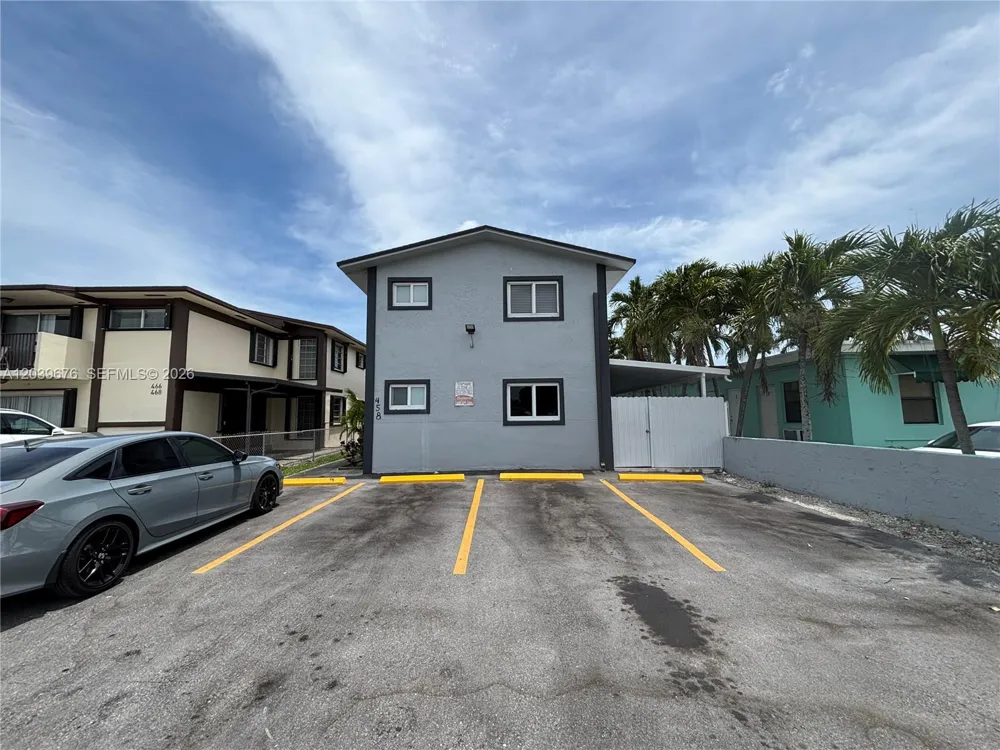 458 E 31st St #3 Hialeah, FL 33013
