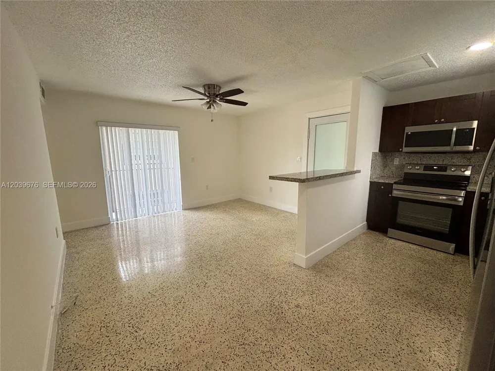 458 E 31st St #3 Hialeah, FL 33013
