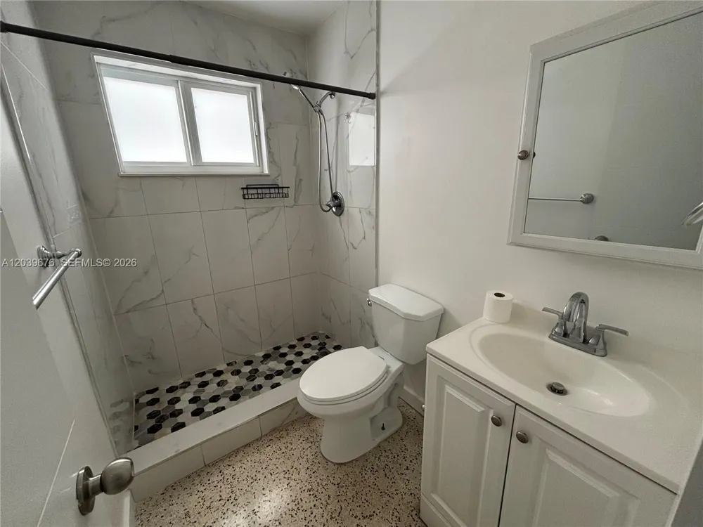 458 E 31st St #3 Hialeah, FL 33013