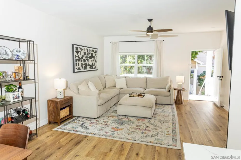 10060 Scripps Vista Way #33 San Diego, CA 92131