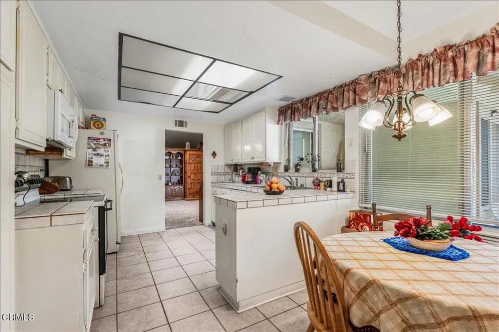 41028 Village 41 Camarillo, CA 93012