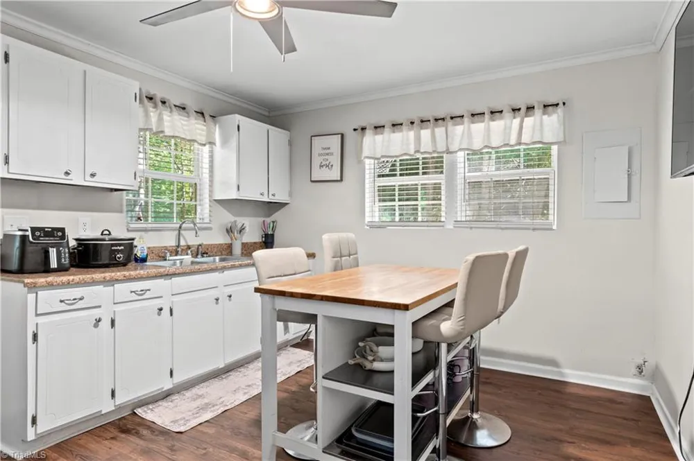 848 Huffman River Lane Purlear, NC 28665