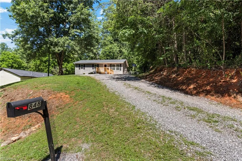 848 Huffman River Lane Purlear, NC 28665
