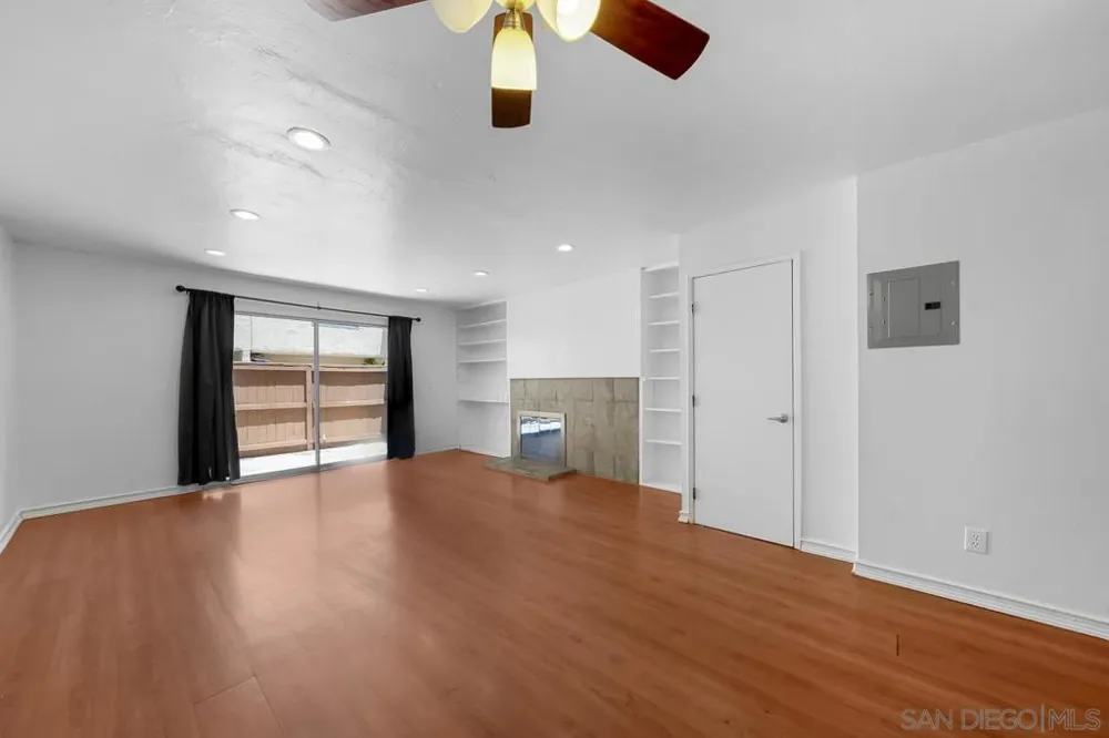 6787 Alvarado Rd #5 San Diego, CA 92120