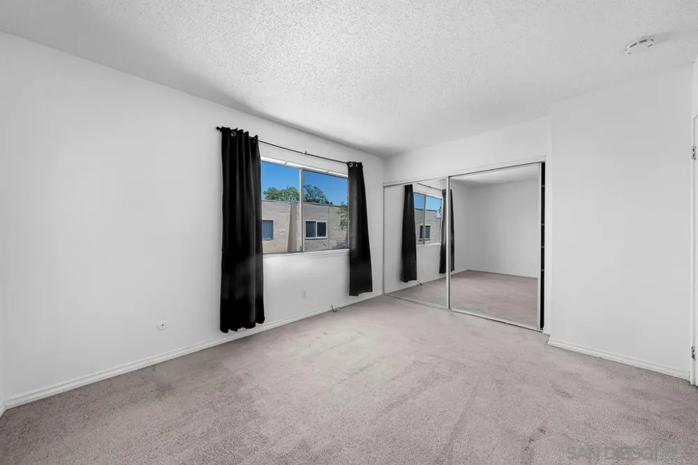 6787 Alvarado Rd #5 San Diego, CA 92120