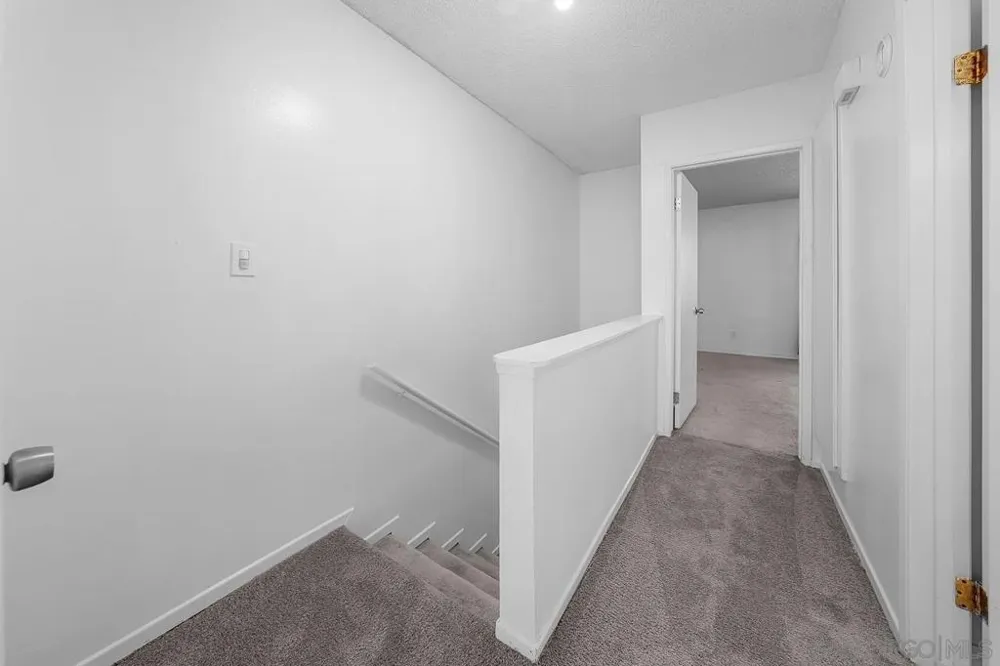 6787 Alvarado Rd #5 San Diego, CA 92120