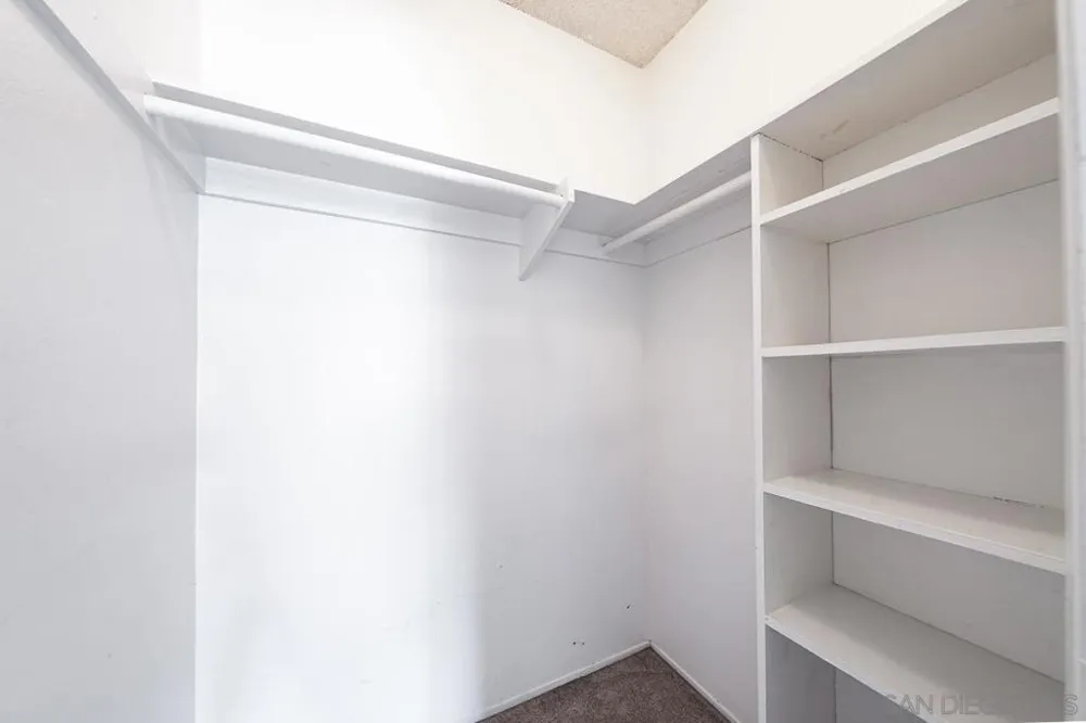 6787 Alvarado Rd #5 San Diego, CA 92120