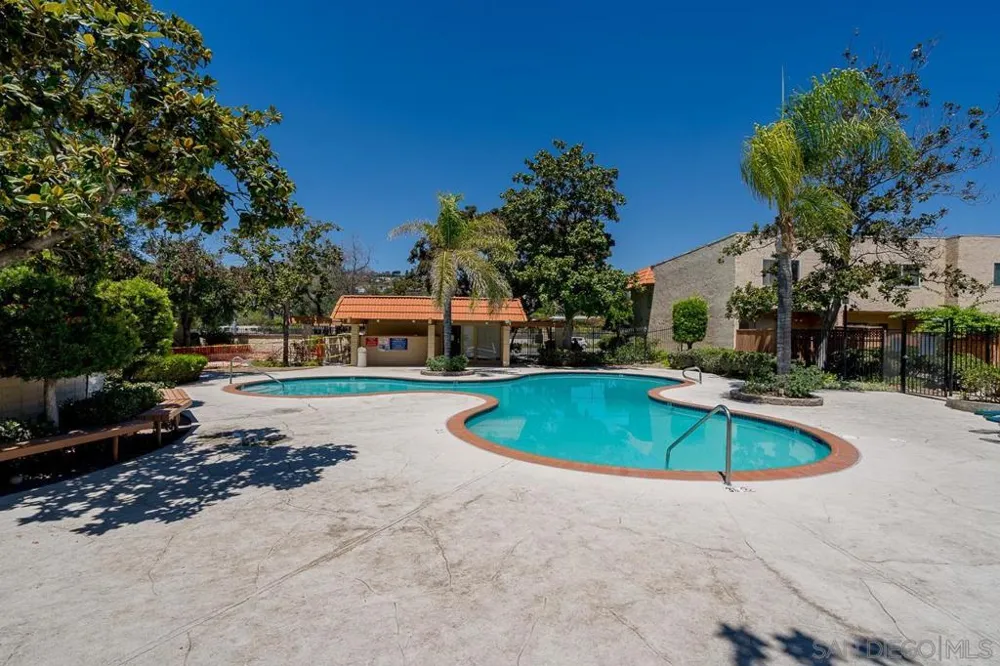 6787 Alvarado Rd #5 San Diego, CA 92120