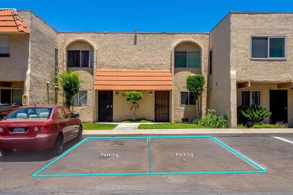 6787 Alvarado Rd #5 San Diego, CA 92120