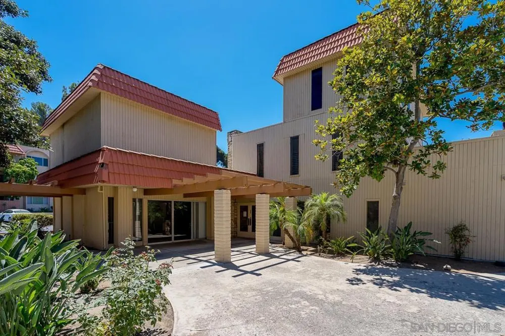 6787 Alvarado Rd #5 San Diego, CA 92120