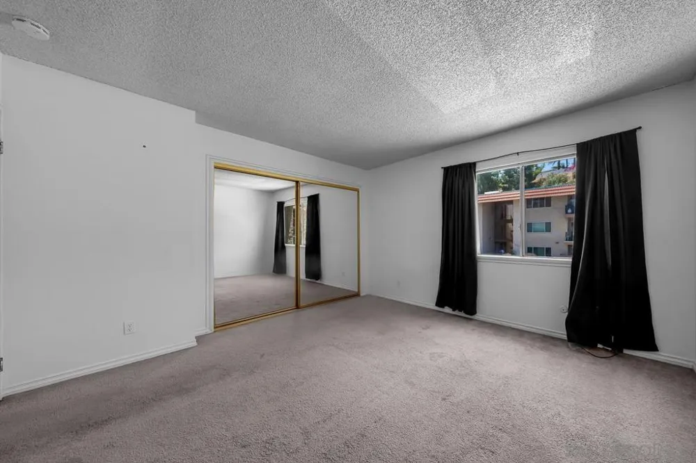 6787 Alvarado Rd #5 San Diego, CA 92120