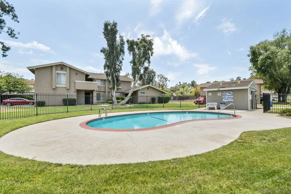 955 Amistad Pl #C El Cajon, CA 92019