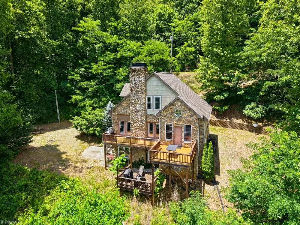 255 Treadway Ridge Road Moravian Falls, NC 28654