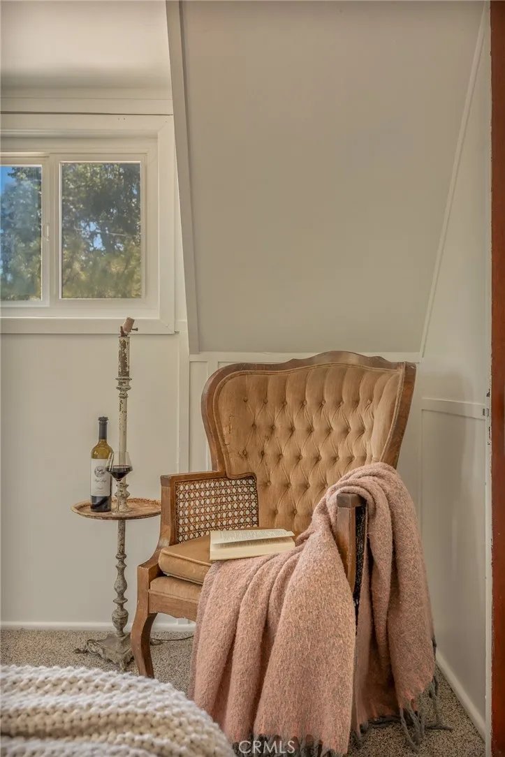 27689 Rim Of The World Drive Lake Arrowhead, CA 92326