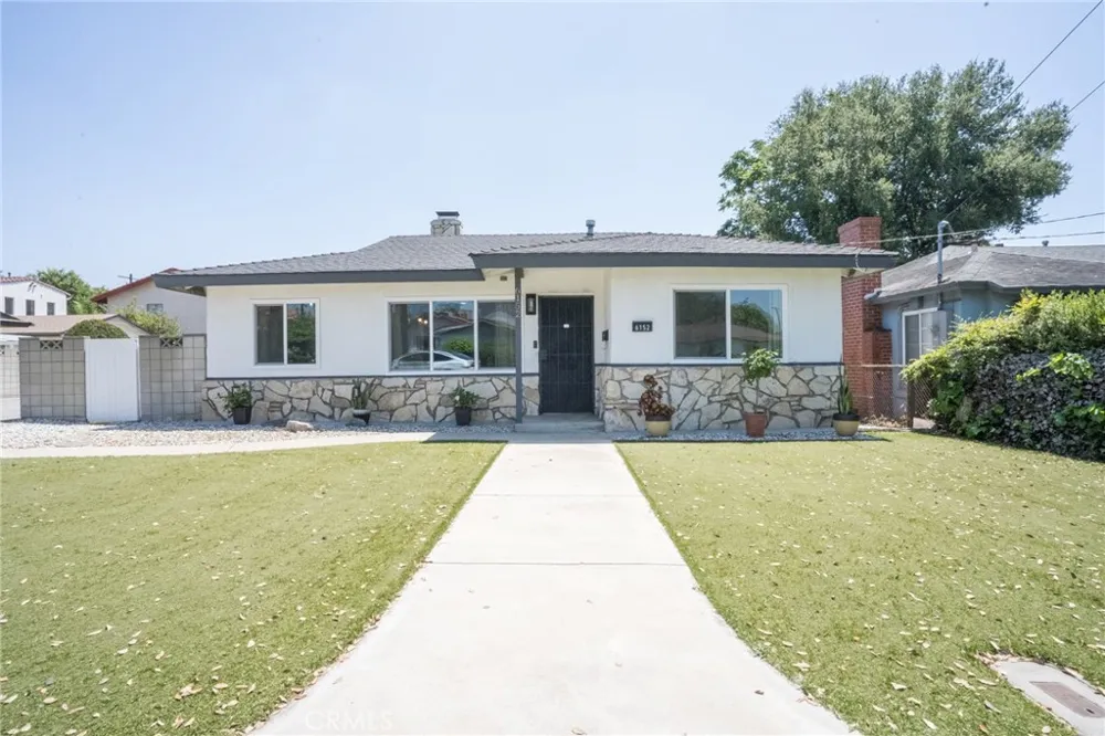 6152 Oak Temple City, CA 91780