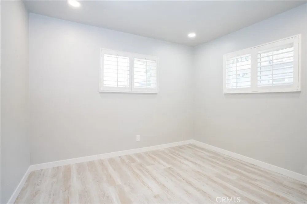 6152 Oak Temple City, CA 91780