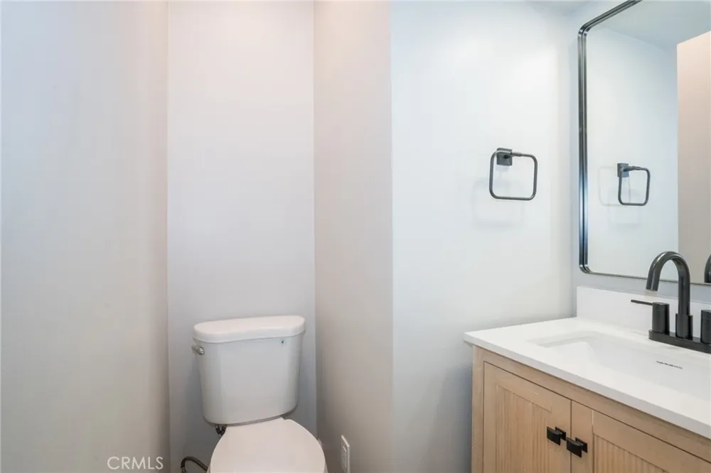 6152 Oak Temple City, CA 91780