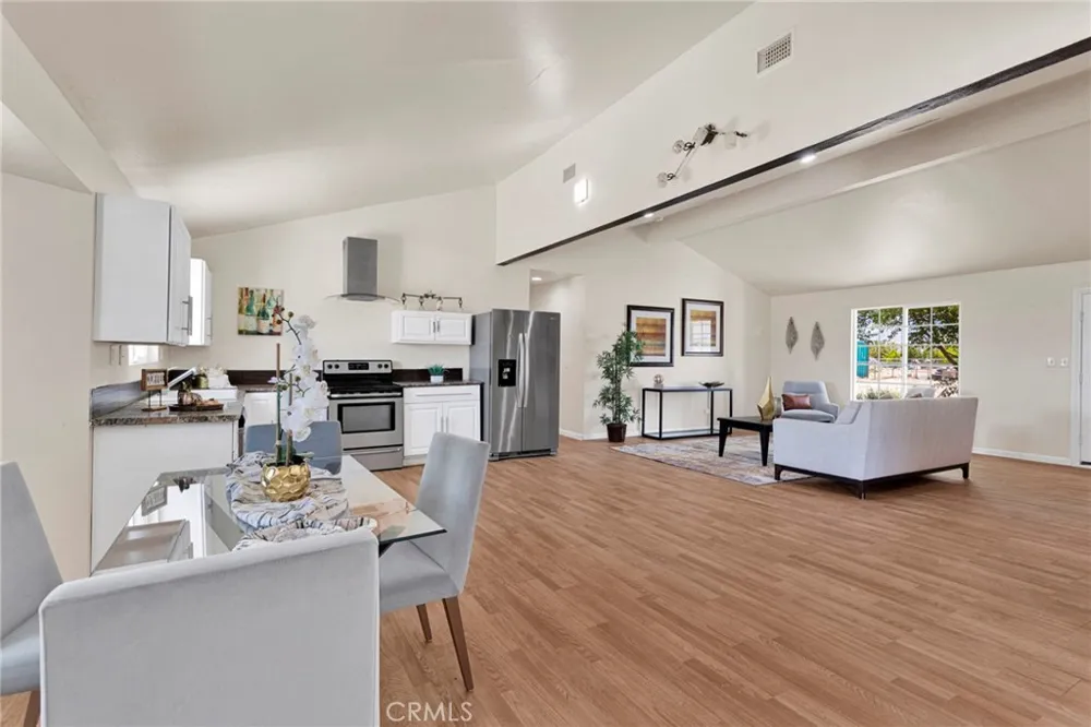 32480 Wren Lucerne Valley, CA 92356