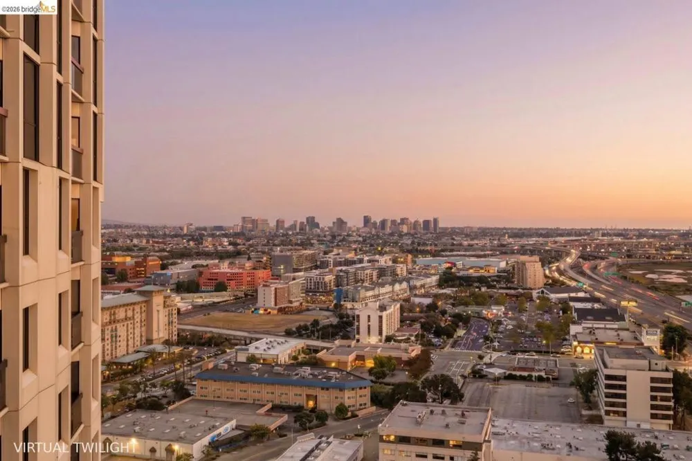 6363 Christie Ave #2701 Emeryville, CA 94608