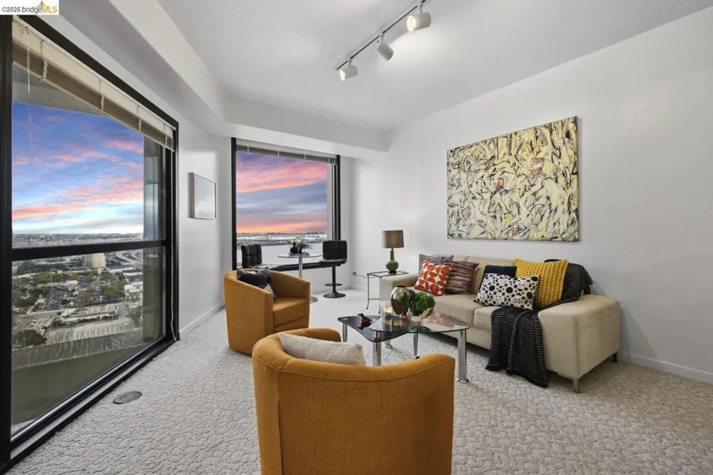 6363 Christie Ave #2701 Emeryville, CA 94608