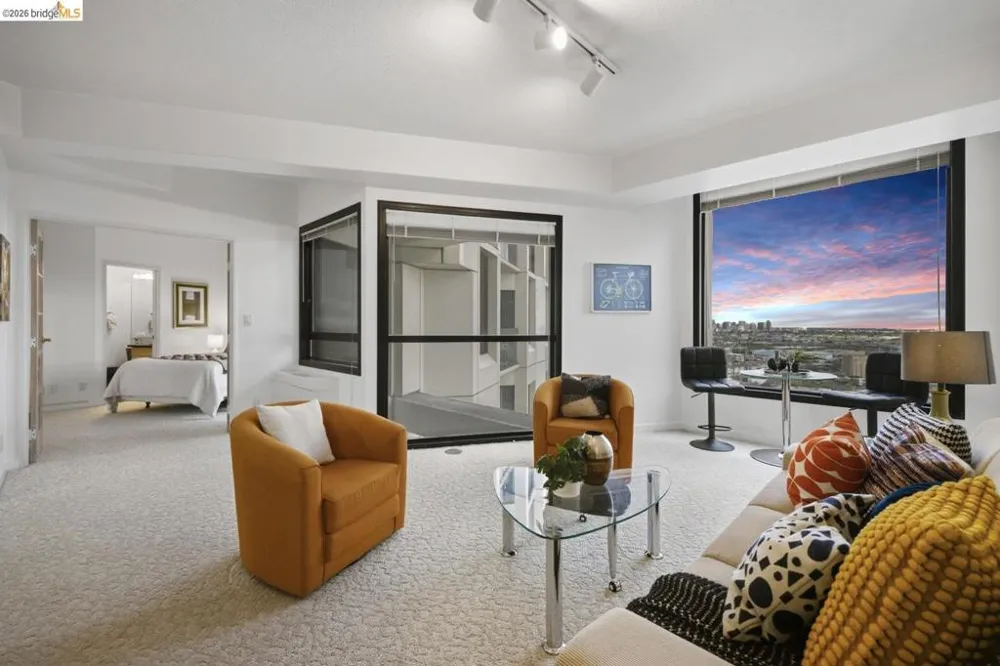 6363 Christie Ave #2701 Emeryville, CA 94608