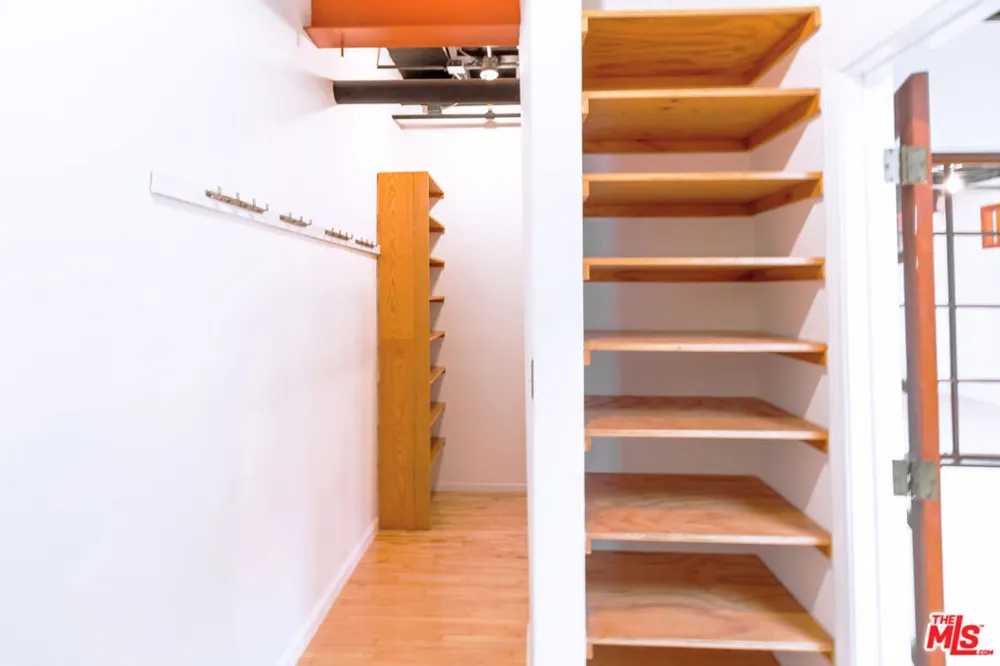 5401 W Alvern Circle #F Los Angeles, CA 90045