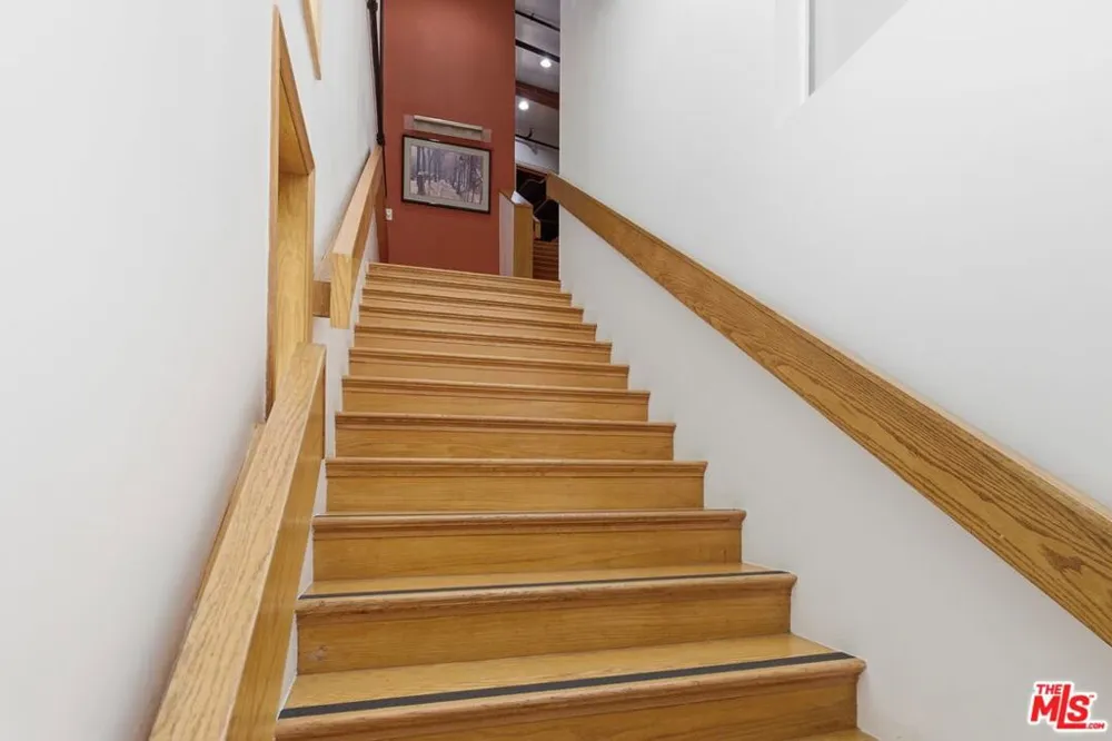 5401 W Alvern Circle #F Los Angeles, CA 90045