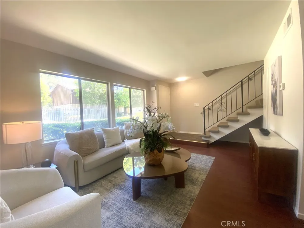 6659 Wilbur Avenue #17 Reseda, CA 91335