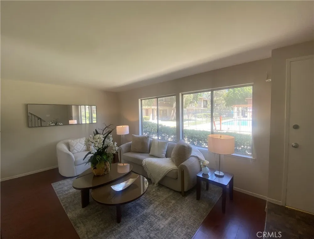 6659 Wilbur Avenue #17 Reseda, CA 91335