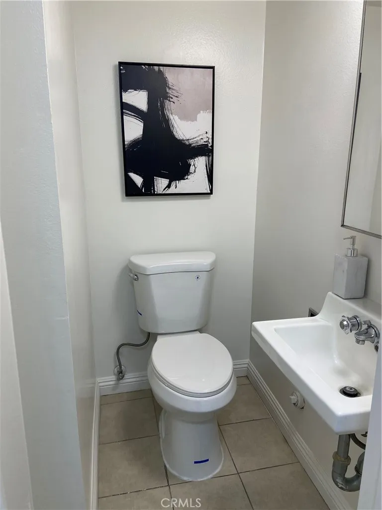 6659 Wilbur Avenue #17 Reseda, CA 91335