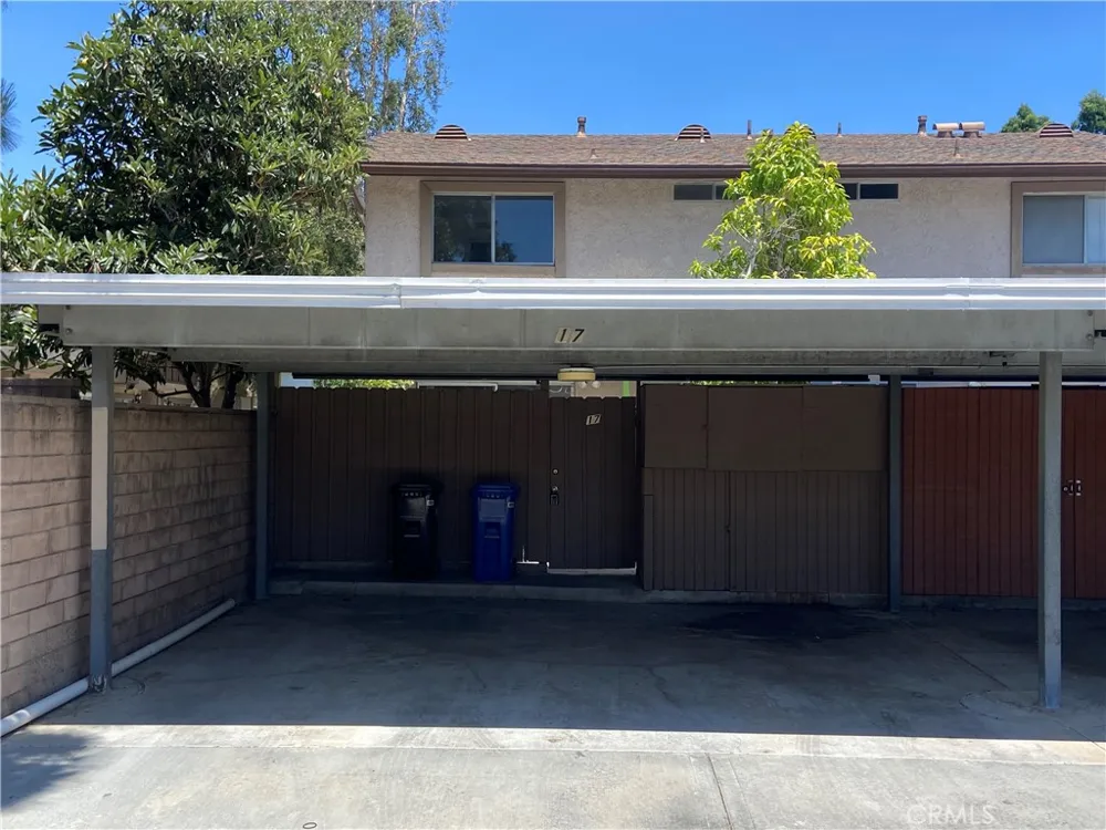 6659 Wilbur Avenue #17 Reseda, CA 91335
