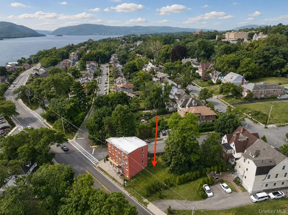 6 Leroy Place Newburgh, NY 12550