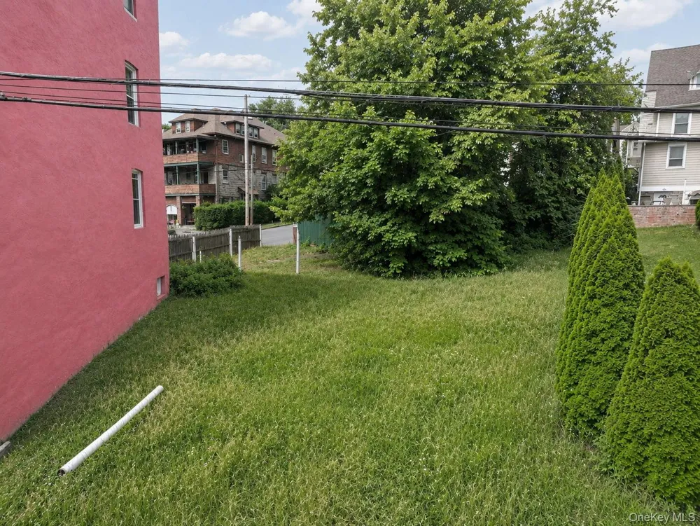 6 Leroy Place Newburgh, NY 12550