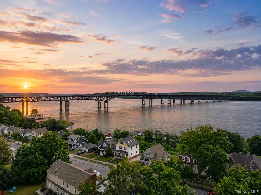 6 Leroy Place Newburgh, NY 12550