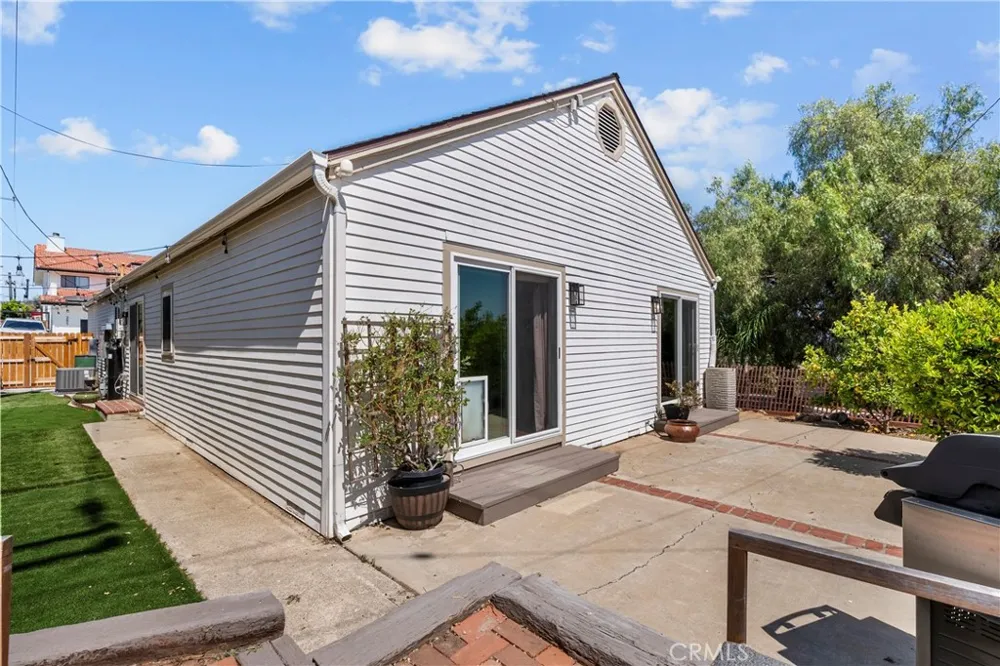 284 Heavenly Valley Newbury Park, CA 91320