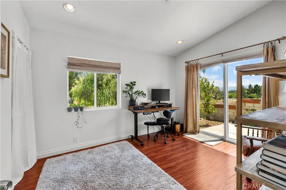 284 Heavenly Valley Newbury Park, CA 91320